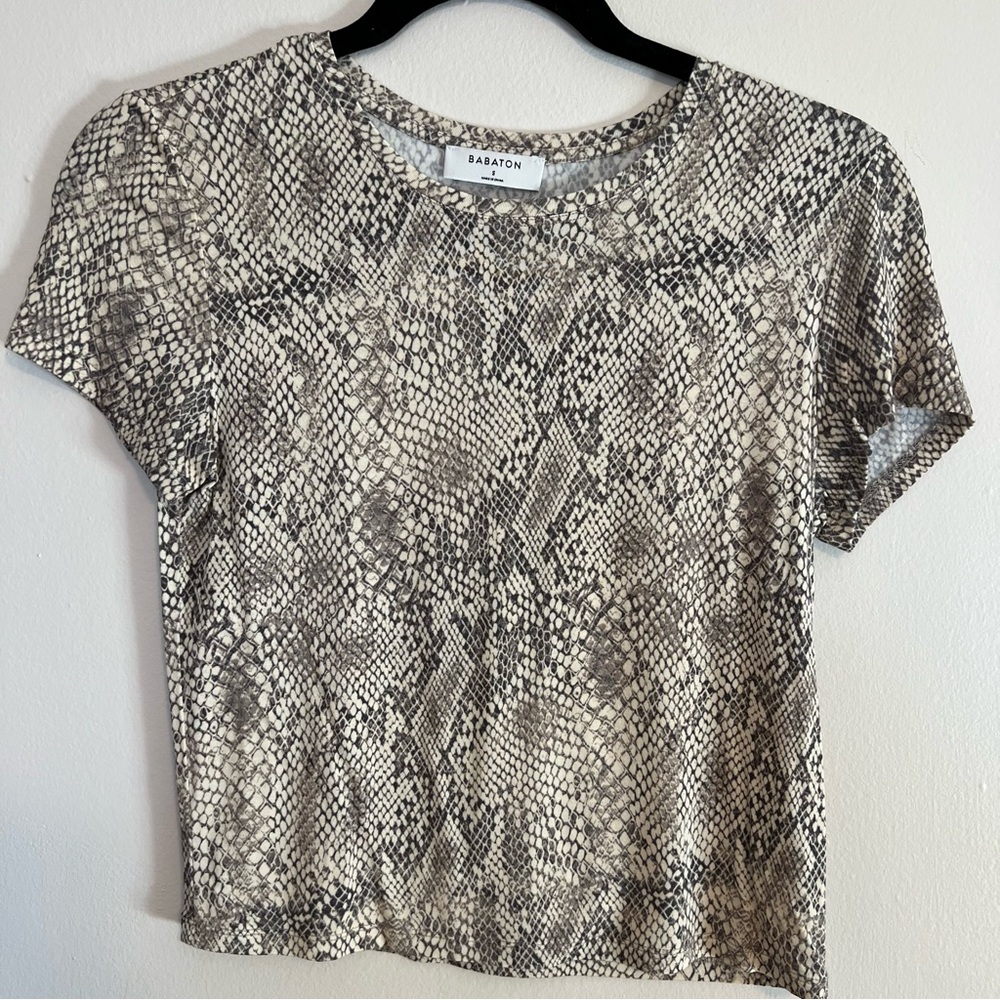 Aritzia Babaton Everyday Shirt